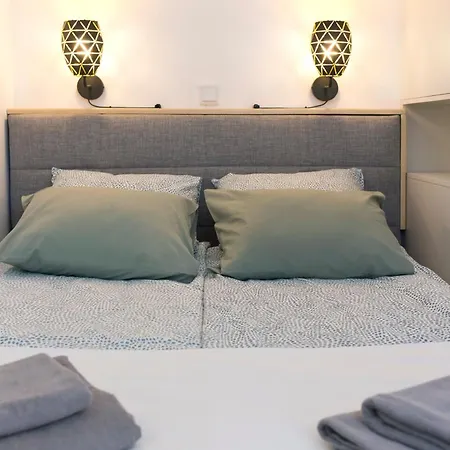 Cozy For Couples - Cracow Heart 아파트 *